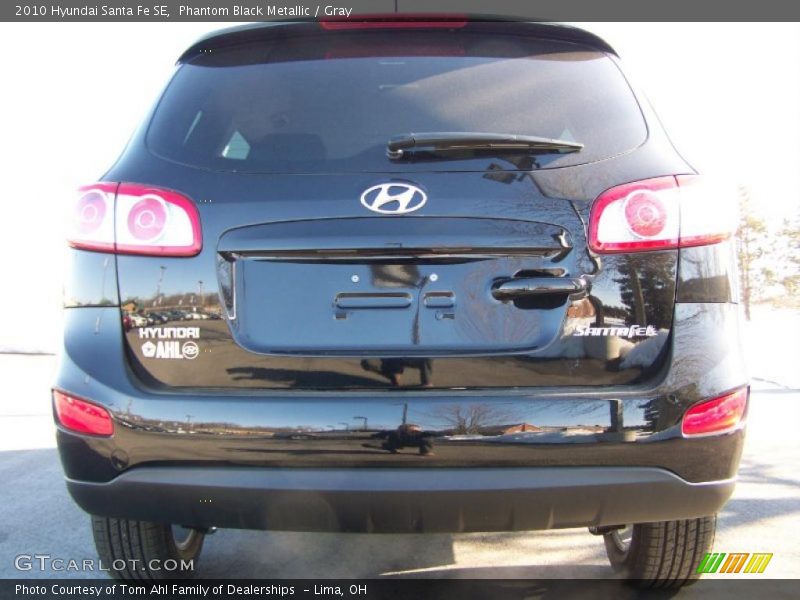 Phantom Black Metallic / Gray 2010 Hyundai Santa Fe SE