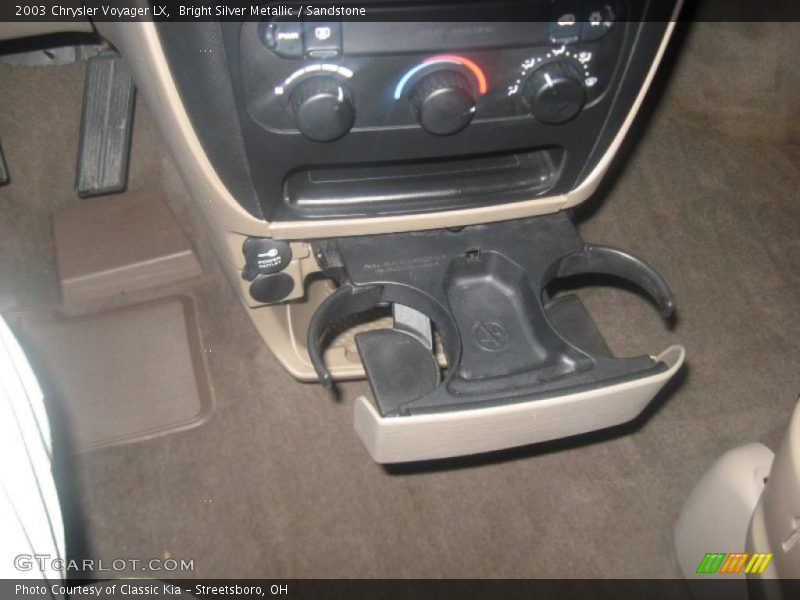 Bright Silver Metallic / Sandstone 2003 Chrysler Voyager LX