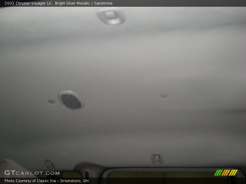 Bright Silver Metallic / Sandstone 2003 Chrysler Voyager LX