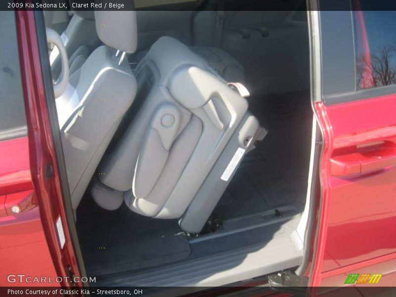 Claret Red / Beige 2009 Kia Sedona LX
