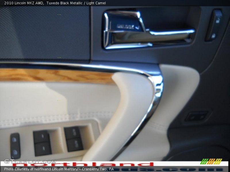 Tuxedo Black Metallic / Light Camel 2010 Lincoln MKZ AWD
