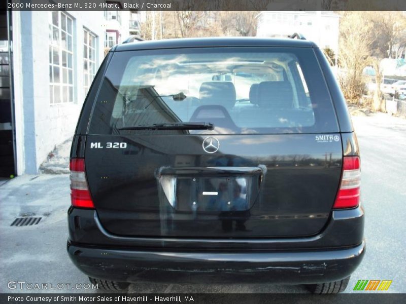 Black / Charcoal 2000 Mercedes-Benz ML 320 4Matic
