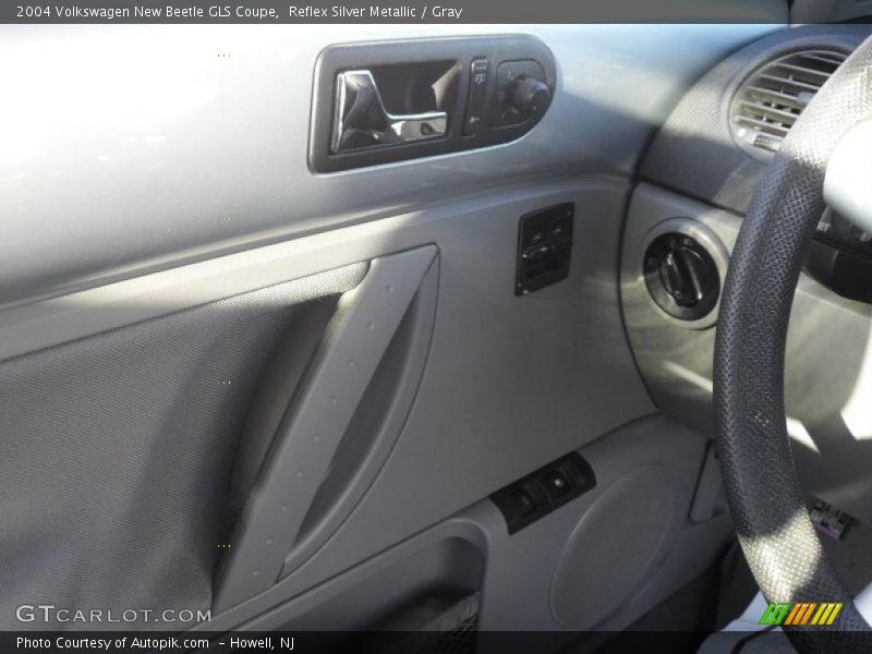 Reflex Silver Metallic / Gray 2004 Volkswagen New Beetle GLS Coupe