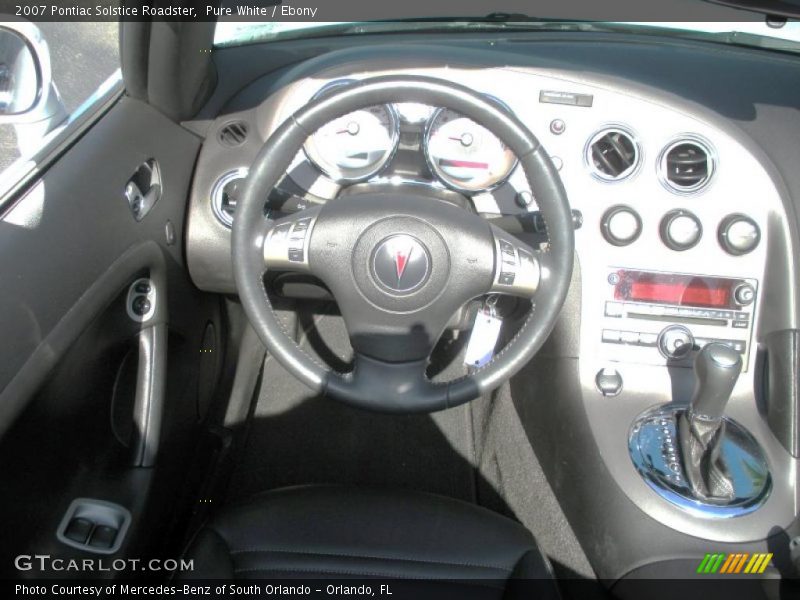 Pure White / Ebony 2007 Pontiac Solstice Roadster