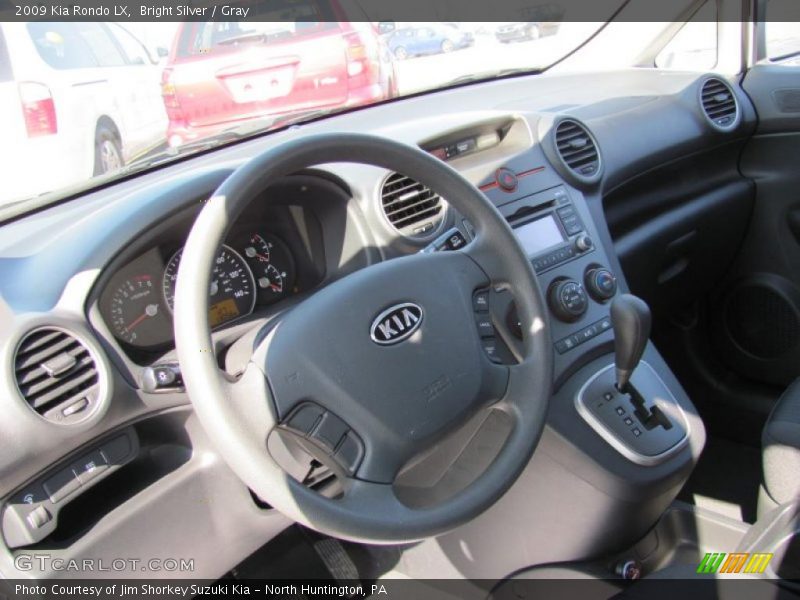 Bright Silver / Gray 2009 Kia Rondo LX