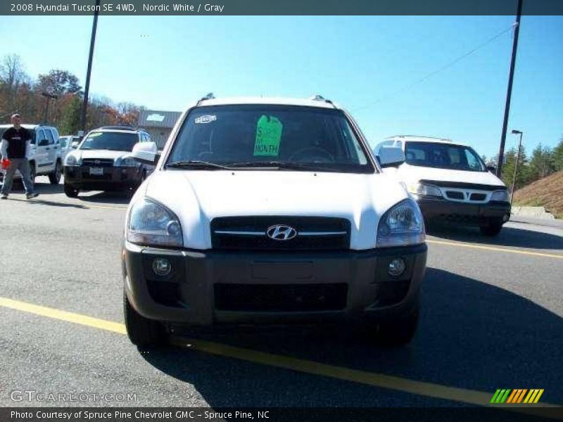 Nordic White / Gray 2008 Hyundai Tucson SE 4WD