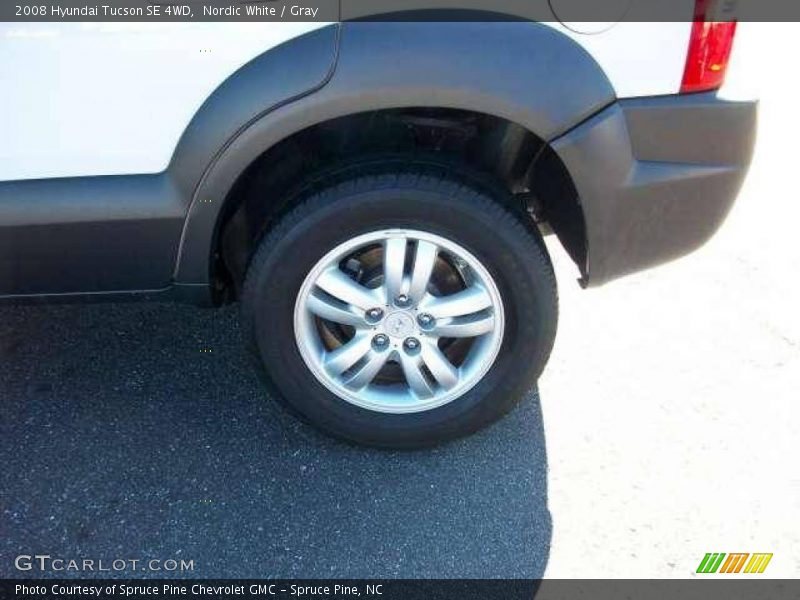 Nordic White / Gray 2008 Hyundai Tucson SE 4WD