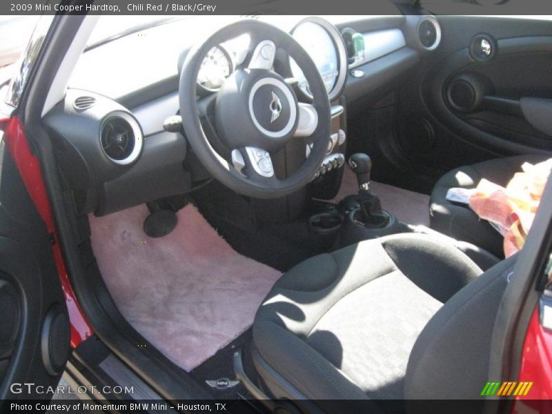 Chili Red / Black/Grey 2009 Mini Cooper Hardtop