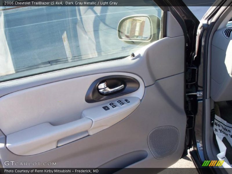 Dark Gray Metallic / Light Gray 2006 Chevrolet TrailBlazer LS 4x4