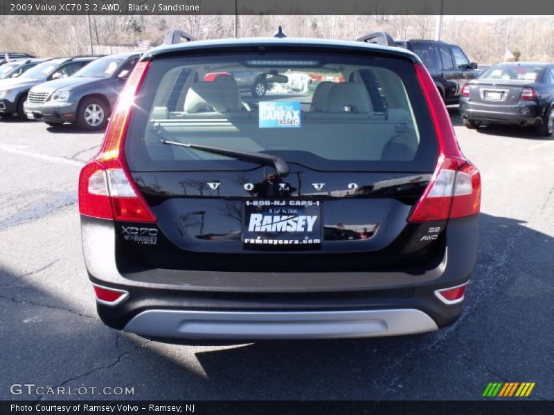 Black / Sandstone 2009 Volvo XC70 3.2 AWD