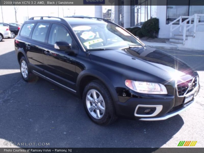 Black / Sandstone 2009 Volvo XC70 3.2 AWD