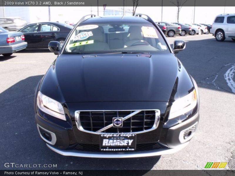 Black / Sandstone 2009 Volvo XC70 3.2 AWD