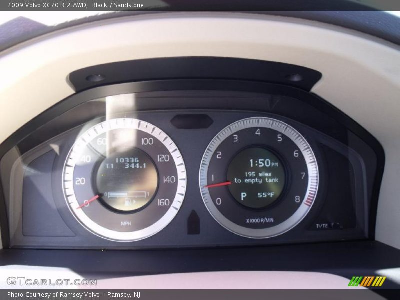 Black / Sandstone 2009 Volvo XC70 3.2 AWD