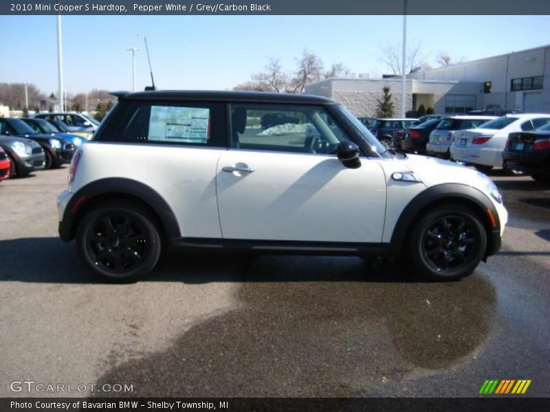Pepper White / Grey/Carbon Black 2010 Mini Cooper S Hardtop