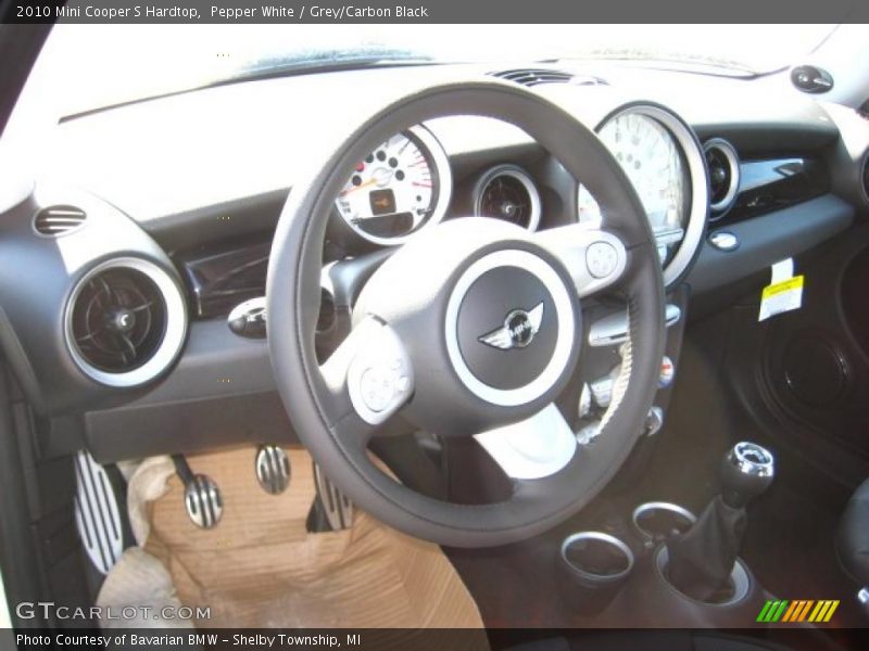 Pepper White / Grey/Carbon Black 2010 Mini Cooper S Hardtop