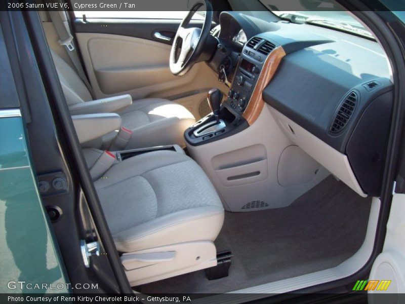 Cypress Green / Tan 2006 Saturn VUE V6
