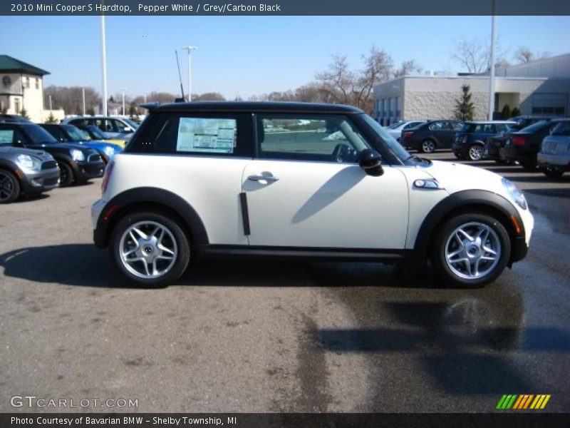 Pepper White / Grey/Carbon Black 2010 Mini Cooper S Hardtop