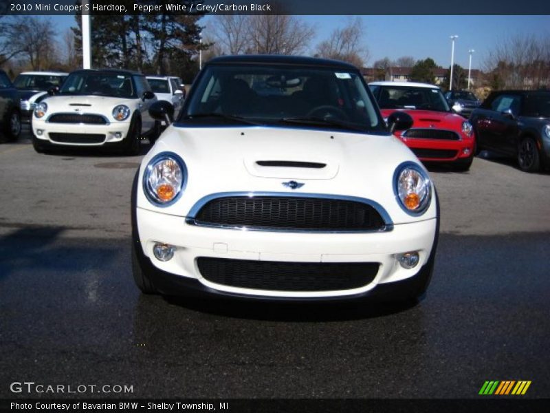 Pepper White / Grey/Carbon Black 2010 Mini Cooper S Hardtop