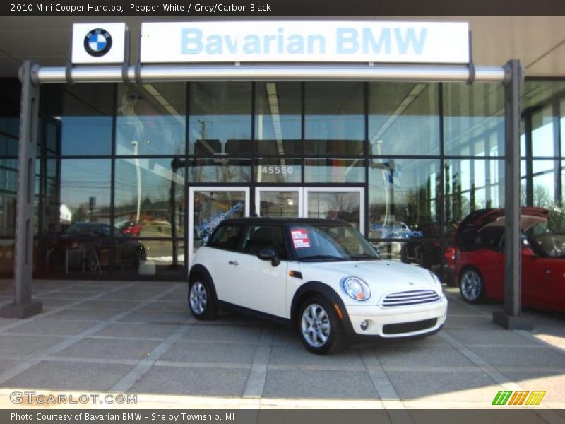 Pepper White / Grey/Carbon Black 2010 Mini Cooper Hardtop
