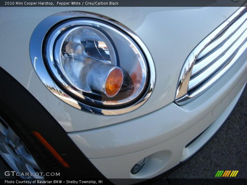 Pepper White / Grey/Carbon Black 2010 Mini Cooper Hardtop