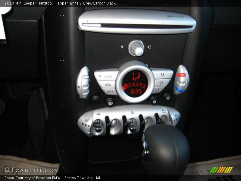 Pepper White / Grey/Carbon Black 2010 Mini Cooper Hardtop