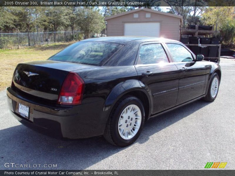 Brilliant Black Crystal Pearl / Dark Slate Gray/Light Graystone 2005 Chrysler 300