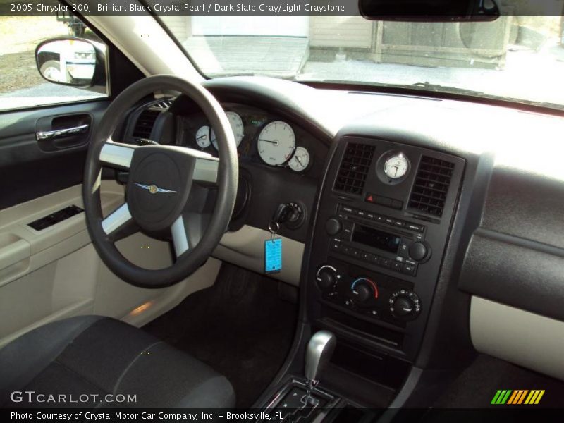 Brilliant Black Crystal Pearl / Dark Slate Gray/Light Graystone 2005 Chrysler 300