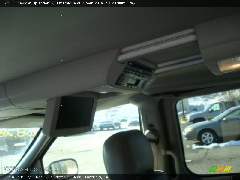Emerald Jewel Green Metallic / Medium Gray 2005 Chevrolet Uplander LS