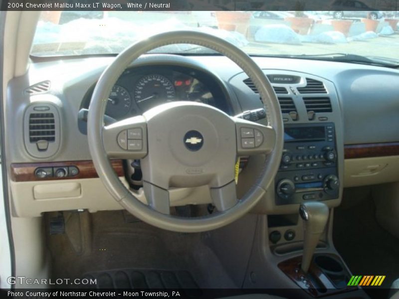 White / Neutral 2004 Chevrolet Malibu Maxx LT Wagon