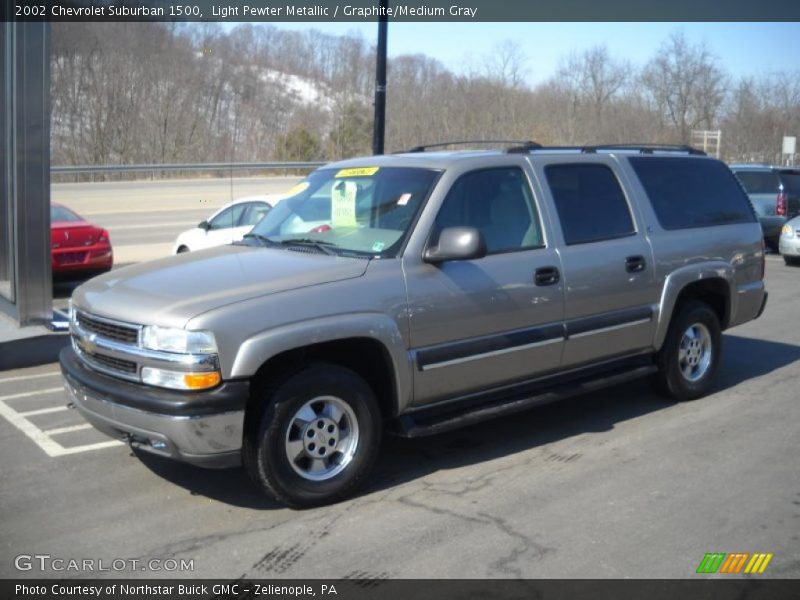 Light Pewter Metallic / Graphite/Medium Gray 2002 Chevrolet Suburban 1500