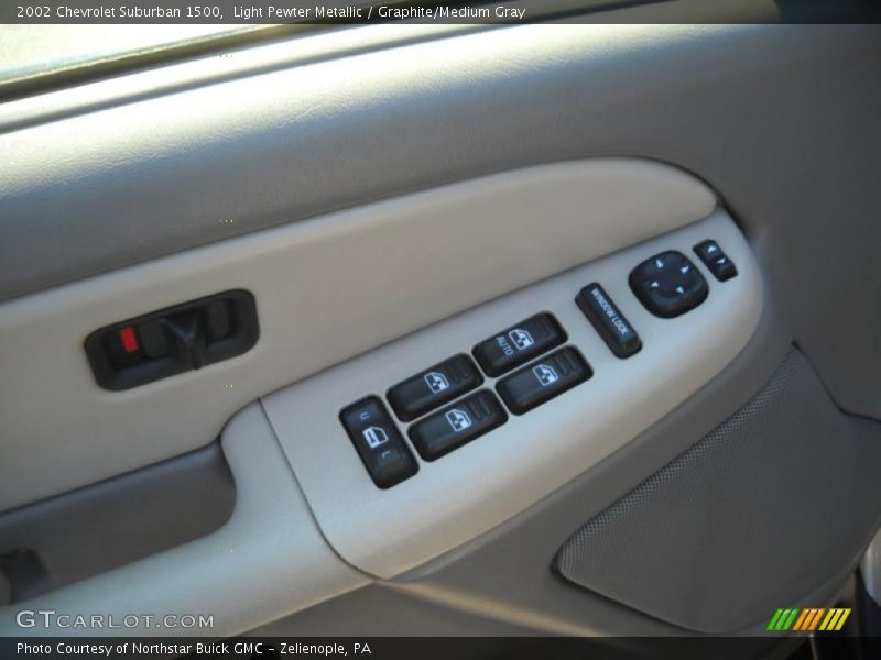 Light Pewter Metallic / Graphite/Medium Gray 2002 Chevrolet Suburban 1500