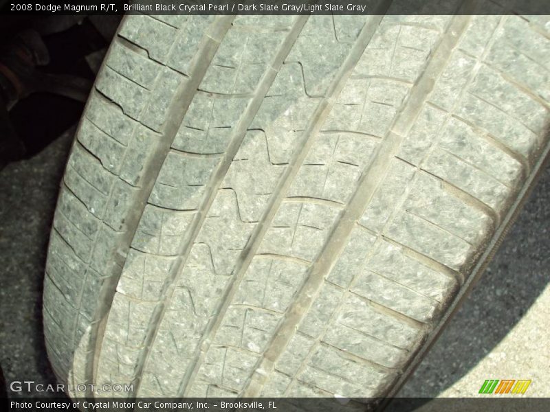 Brilliant Black Crystal Pearl / Dark Slate Gray/Light Slate Gray 2008 Dodge Magnum R/T