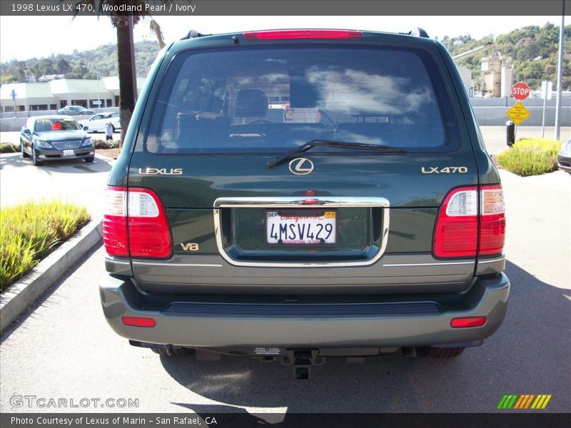 Woodland Pearl / Ivory 1998 Lexus LX 470