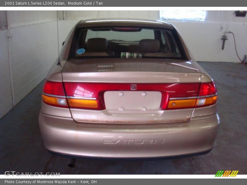 Medium Gold / Tan 2001 Saturn L Series L200 Sedan