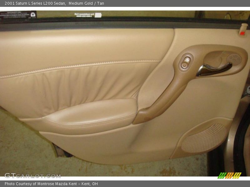 Medium Gold / Tan 2001 Saturn L Series L200 Sedan