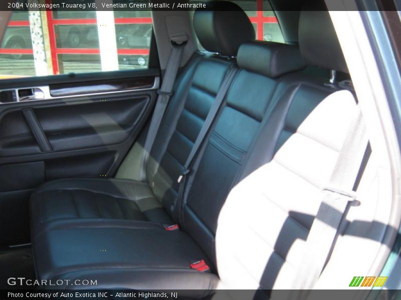 Venetian Green Metallic / Anthracite 2004 Volkswagen Touareg V8