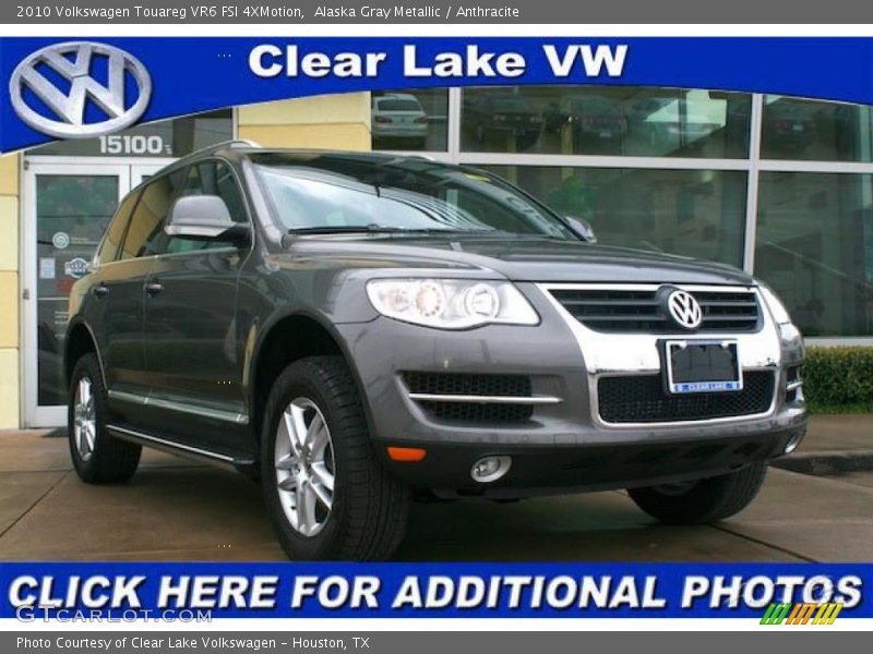 Alaska Gray Metallic / Anthracite 2010 Volkswagen Touareg VR6 FSI 4XMotion