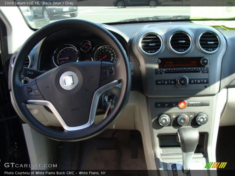 Black Onyx / Gray 2009 Saturn VUE XE