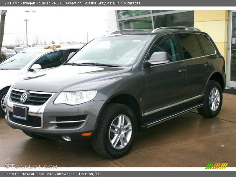 Alaska Gray Metallic / Anthracite 2010 Volkswagen Touareg VR6 FSI 4XMotion
