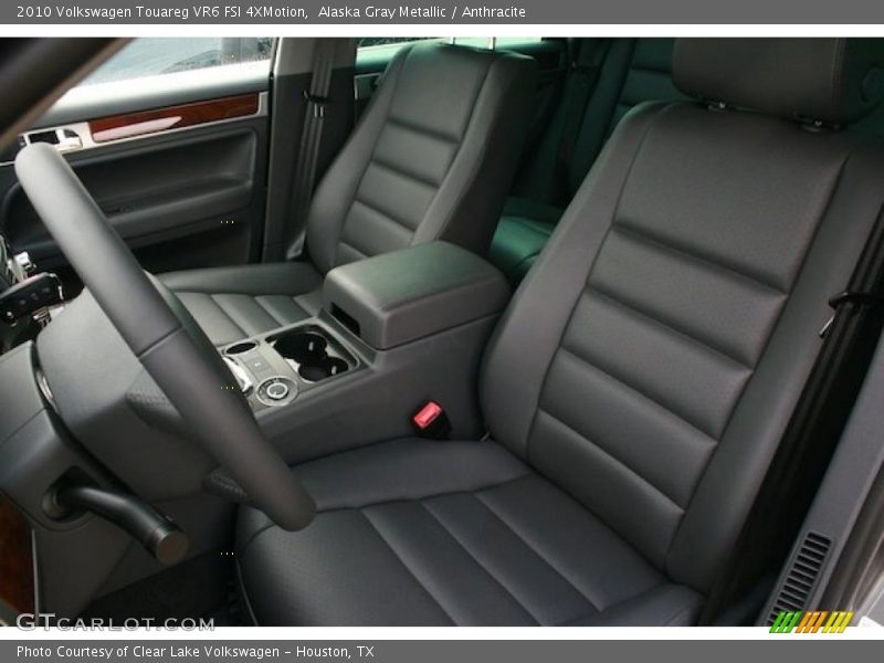 Alaska Gray Metallic / Anthracite 2010 Volkswagen Touareg VR6 FSI 4XMotion