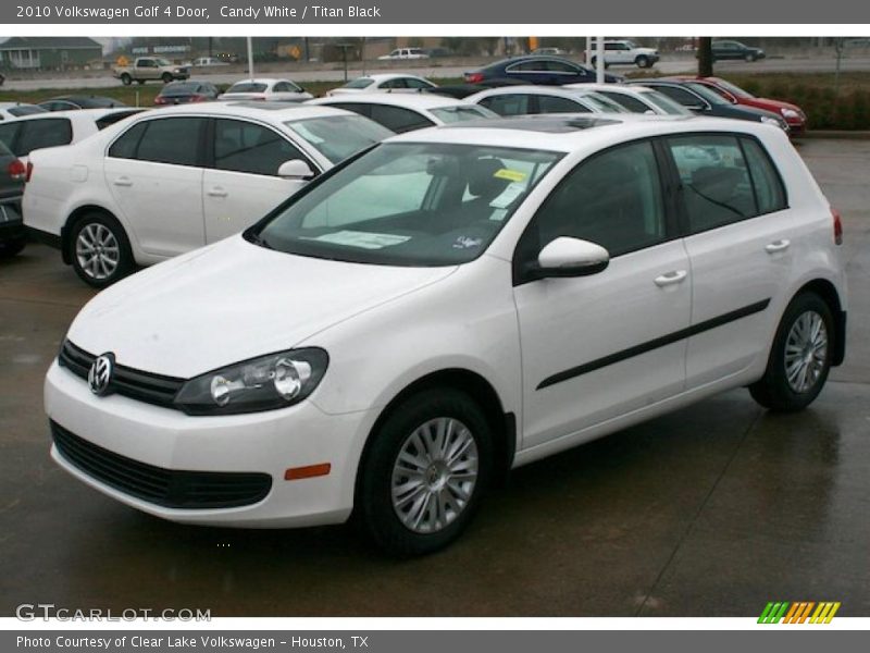 Candy White / Titan Black 2010 Volkswagen Golf 4 Door