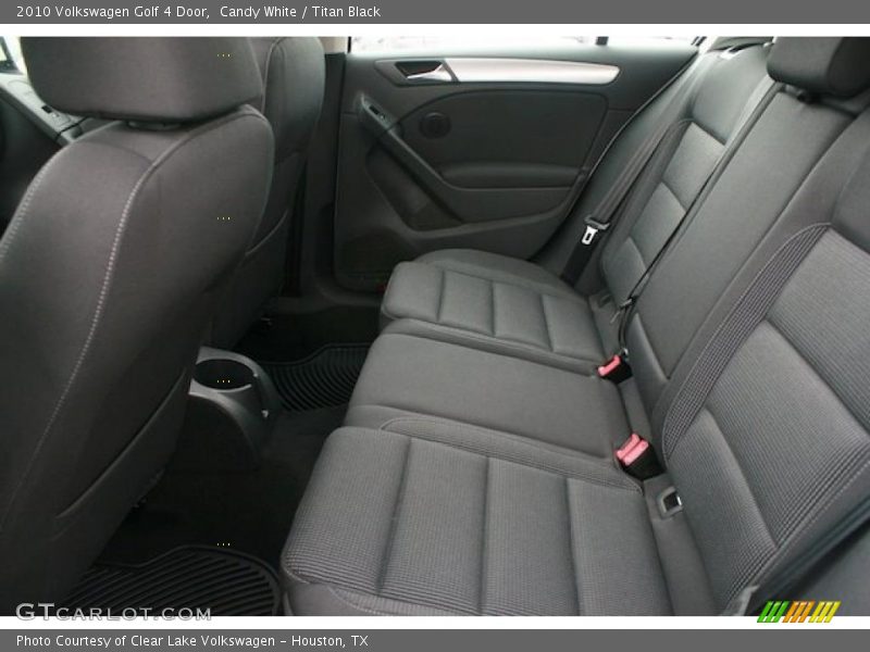 Candy White / Titan Black 2010 Volkswagen Golf 4 Door