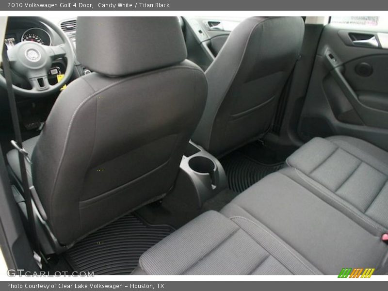 Candy White / Titan Black 2010 Volkswagen Golf 4 Door