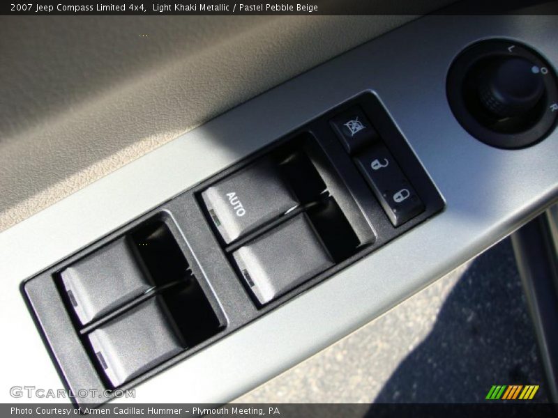Light Khaki Metallic / Pastel Pebble Beige 2007 Jeep Compass Limited 4x4
