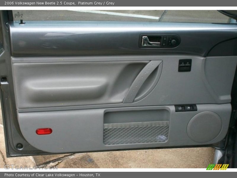 Platinum Grey / Grey 2006 Volkswagen New Beetle 2.5 Coupe