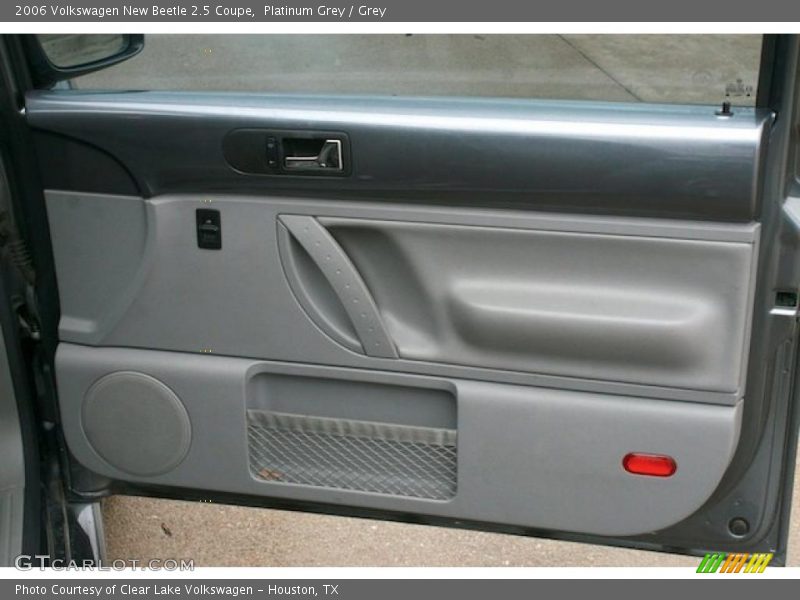 Platinum Grey / Grey 2006 Volkswagen New Beetle 2.5 Coupe