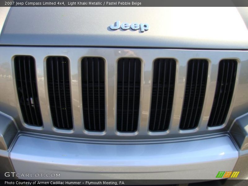 Light Khaki Metallic / Pastel Pebble Beige 2007 Jeep Compass Limited 4x4