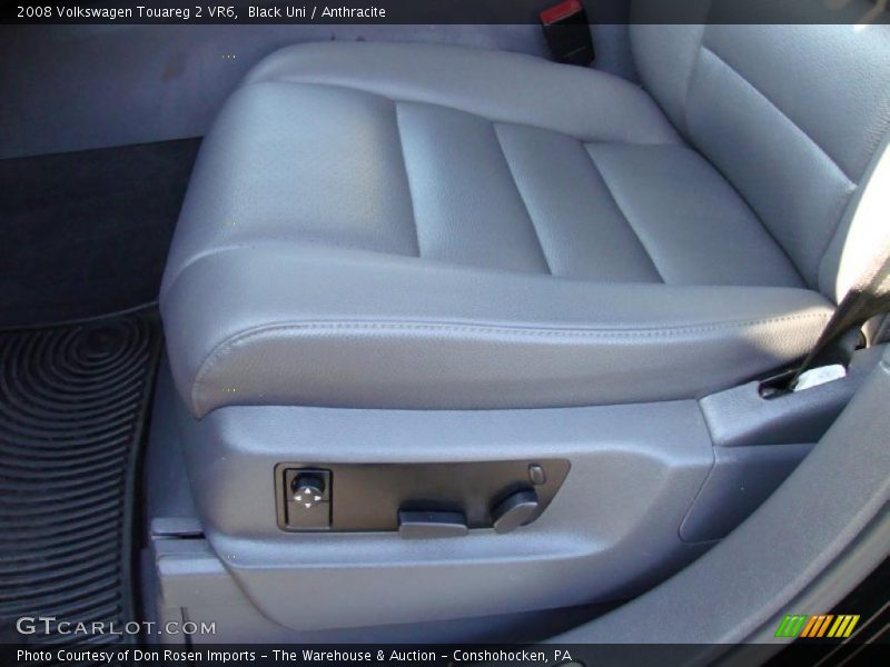 Black Uni / Anthracite 2008 Volkswagen Touareg 2 VR6