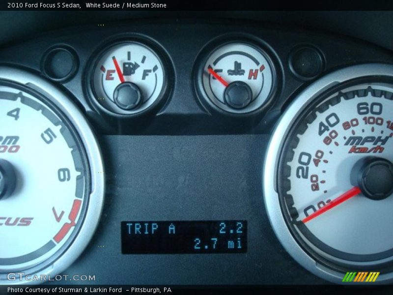 White Suede / Medium Stone 2010 Ford Focus S Sedan