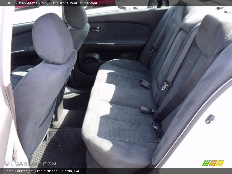 Satin White Pearl / Charcoal 2006 Nissan Altima 2.5 S